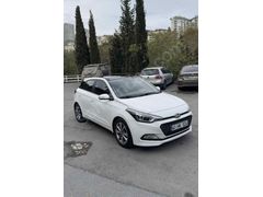 Sahibinden Hyundai i20 1.4 CRDi Style 2015 Model 