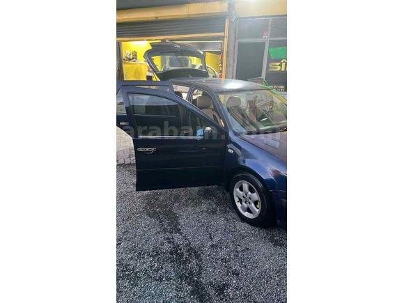 Sahibinden Volkswagen Golf 1.6 Trendline 2000 Model 