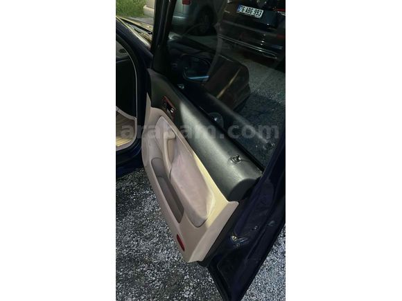 Sahibinden Volkswagen Golf 1.6 Trendline 2000 Model 