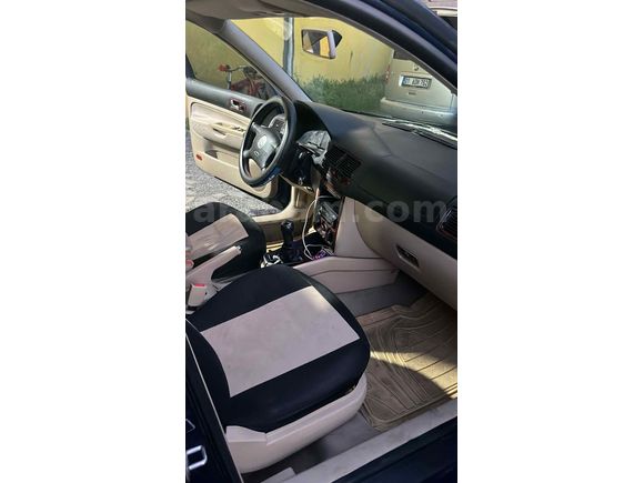 Sahibinden Volkswagen Golf 1.6 Trendline 2000 Model 
