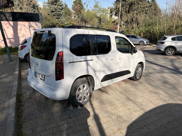 Sahibinden Opel Combo 1.5 CDTI Edition 2022 Model 