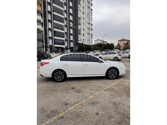 Sahibinden Renault Latitude 1.5 dCi Executive 2012 Model 