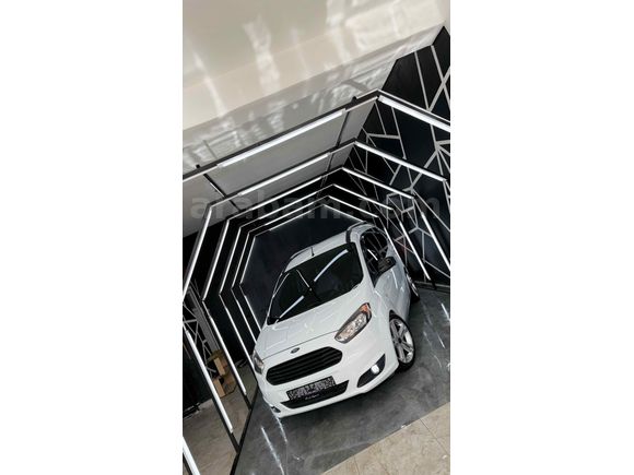 Sahibinden Ford Tourneo Courier 1.6 TDCi Deluxe 2017 Model 