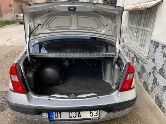 Sahibinden Renault Clio 1.4 Alize 2006 Model  182 km Gri (Gümüş)