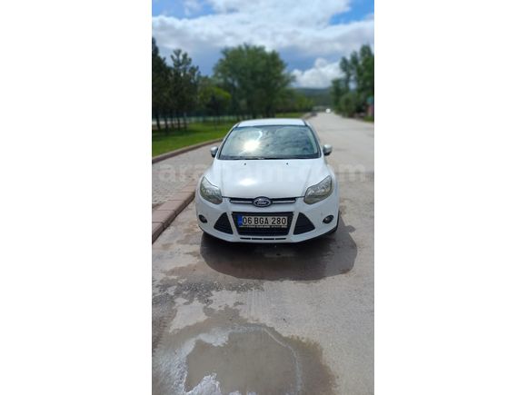 Sahibinden Ford Focus 1.6 TDCi Collection 2010 Model  256.000 km Beyaz