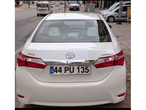 Sahibinden Toyota Corolla 1.33 Life 2014 Model