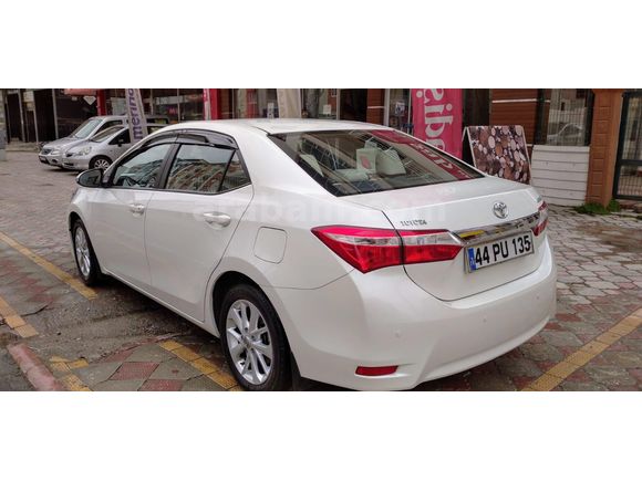 Sahibinden Toyota Corolla 1.33 Life 2014 Model