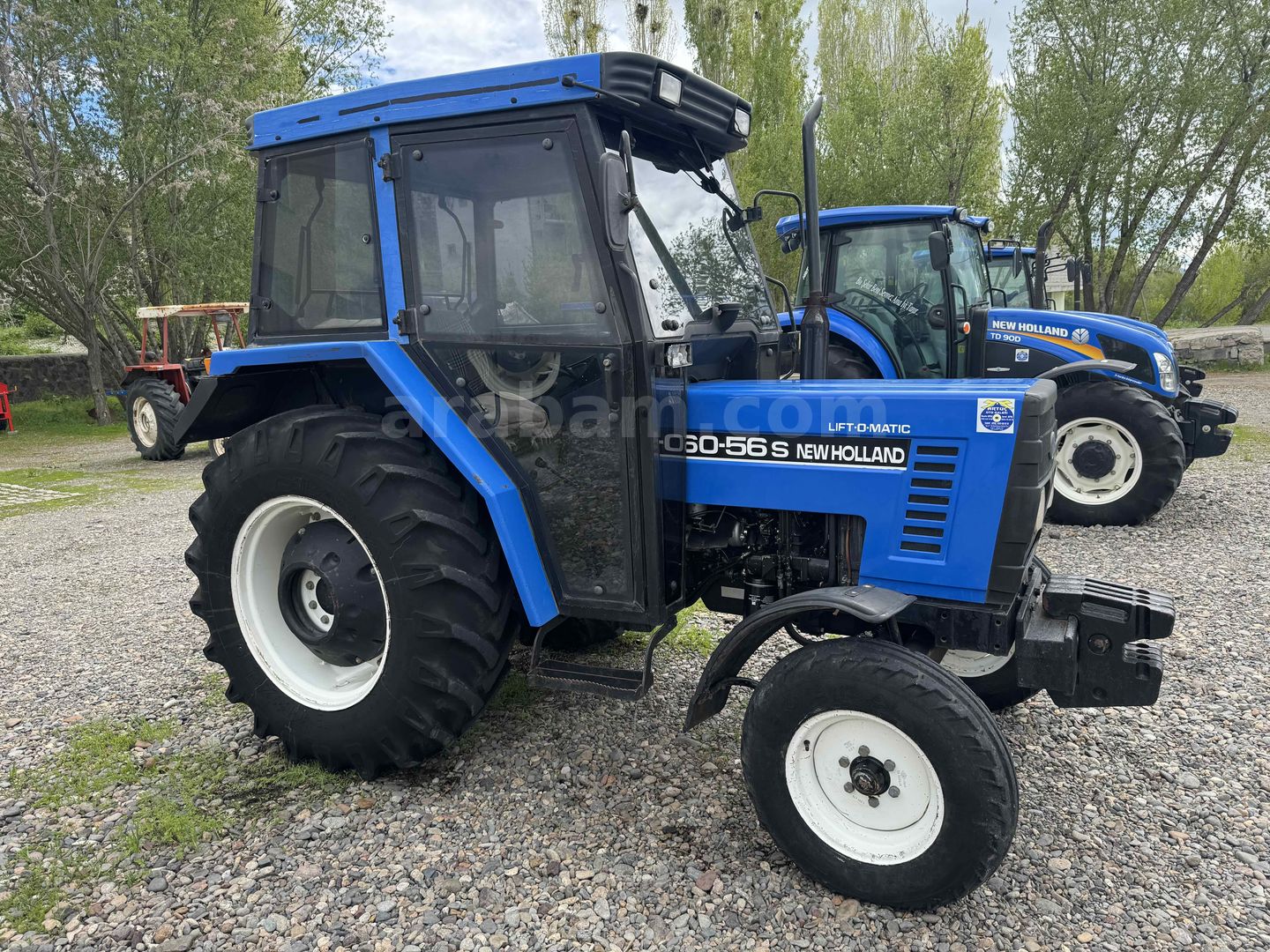 Galeriden New Holland 60-56s 2005 Model Muş - 40837715 | arabam.com
