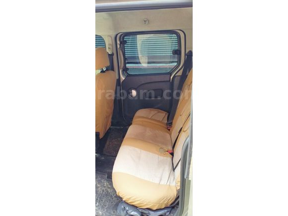 Sahibinden Renault Kangoo Multix 1.5 dCi Extreme 2012 Model