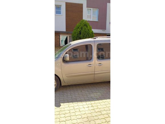 Sahibinden Renault Kangoo Multix 1.5 dCi Extreme 2012 Model