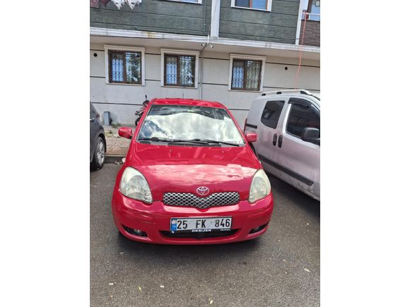 Düşük KM, Değişensiz, Toyota Yaris 1.3 sol (açıklamayı okuyunuz)