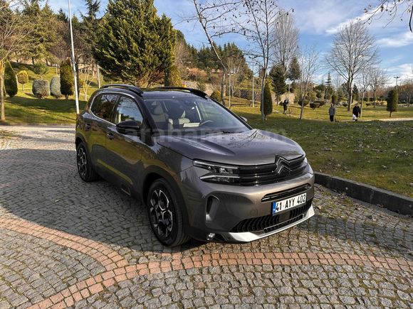 ilk sahibi memurda boyasız değişensiz tertemiz citroen c5 aircross