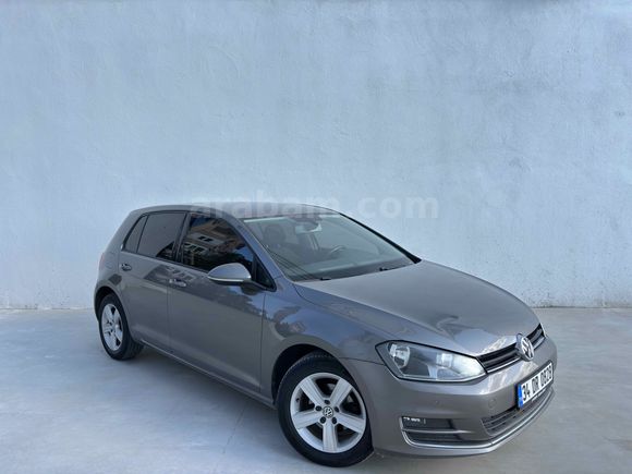Sahibinden Volkswagen Golf 1.6 TDi BlueMotion Comfortline 2014 Model 160 Bin Km de Hatasız Boyasız 