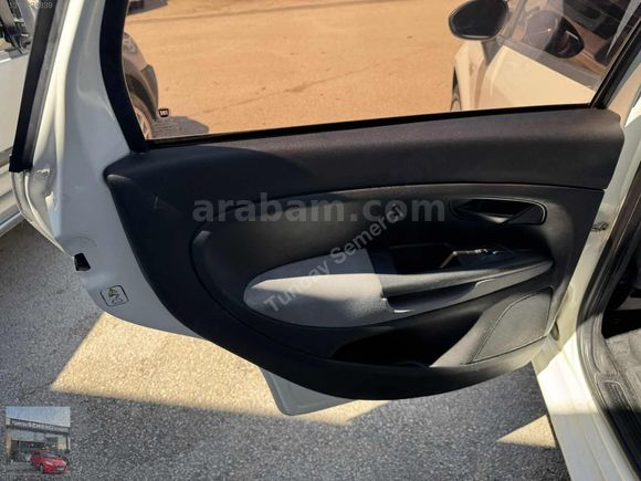 2013 MODEL YENİ KASA YENİ TORPİDO DEĞİŞENSİZ FİAT LİNEA EASY