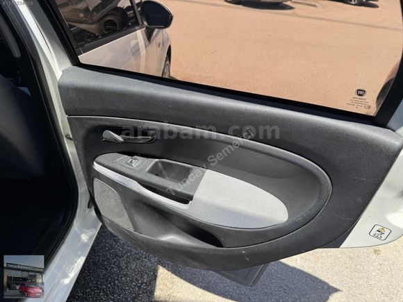 2013 MODEL YENİ KASA YENİ TORPİDO DEĞİŞENSİZ FİAT LİNEA EASY