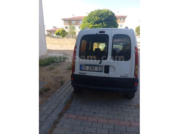 Sahibinden Renault Kangoo 1.9 D RN 2000 Model  224.000 km Beyaz