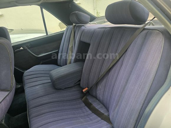Sahibinden Mercedes - Benz 200 E 1989 Model