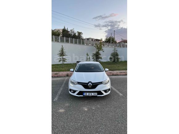 Sahibinden Renault Megane 1.6 Joy 2017 Model 