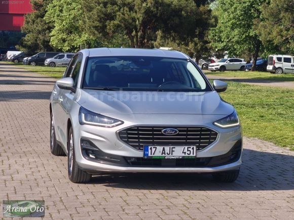 HATASIZ 2025 MODEL FORD FOCUS 1.5 DİZEL 115 BG TİTANYUM STİL