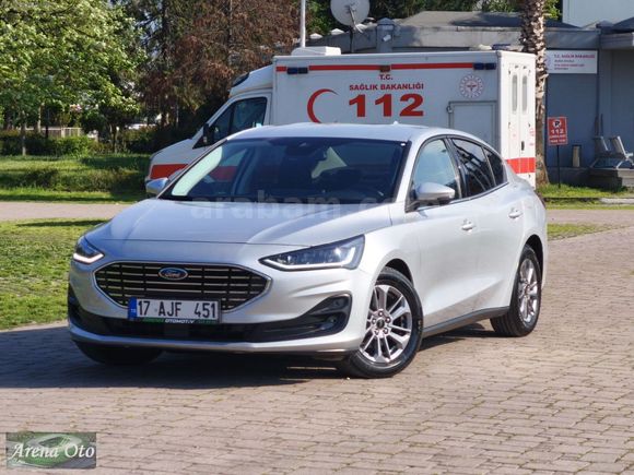 HATASIZ 2025 MODEL FORD FOCUS 1.5 DİZEL 115 BG TİTANYUM STİL
