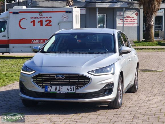HATASIZ 2025 MODEL FORD FOCUS 1.5 DİZEL 115 BG TİTANYUM STİL