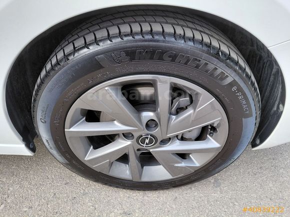 İLK EL 2025 CORSA 1.2T EDİTİON OTOMATİK HATA BOYA TRAMER YOK