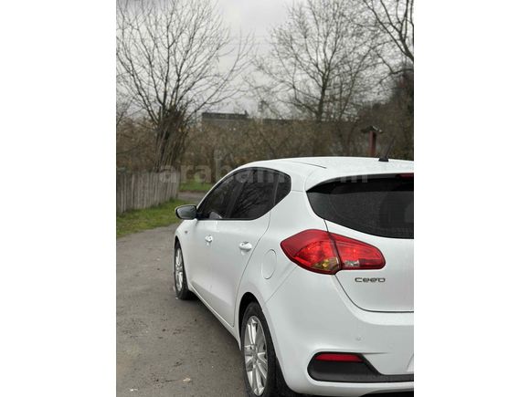 Sahibinden Kia Ceed 1.6 GDI Concept 2014 Model  manueldir