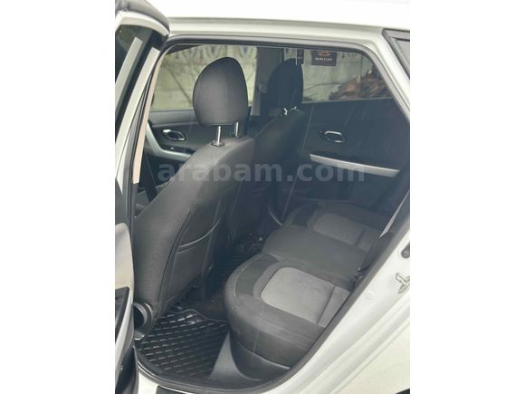 Sahibinden Kia Ceed 1.6 GDI Concept 2014 Model  manueldir