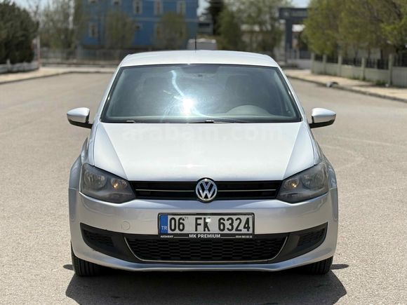 Sahibinden Volkswagen Polo 1.4 Comfortline 2011 Model  188.000 km Gri (Gümüş)