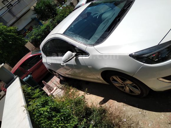 İlk sahibinden 33 binde temiz 2013 Opel Astra 1.4 T Sport