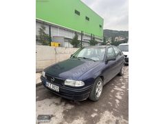 1998 MODEL 1.6 16v KLİMALI OPEL ASTRA MASRAFSIZ AİLE ARACI