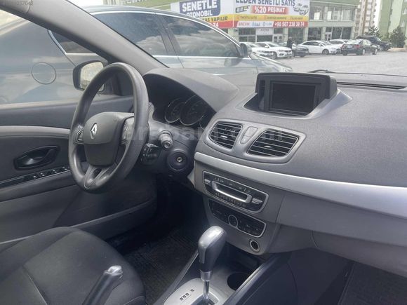 ARENA`DAN ELEKTİRİKLİ RENAULT FLUENCE Z.E