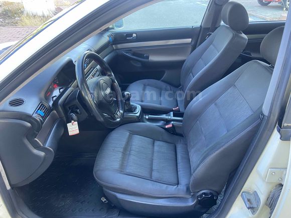 BEŞLER AUTO DAN AUDI A4    1998 MODEL  1.6   BENZIN LPG’LI
TERTEMIZ