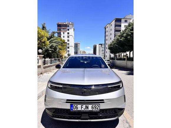 Sahibinden Opel Grandland 1.2 T Hybrid GS 2025 Model 