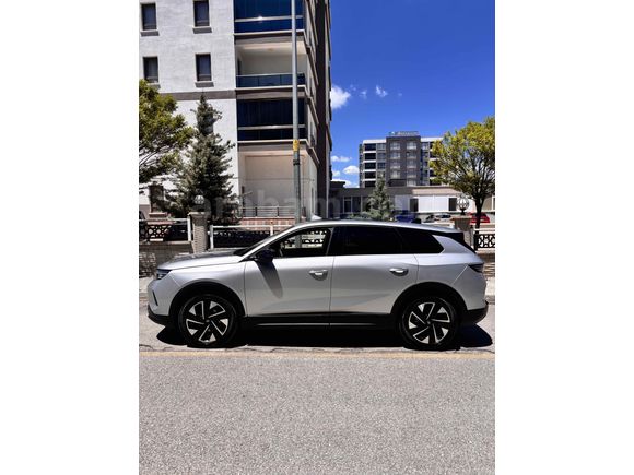 Sahibinden Opel Grandland 1.2 T Hybrid GS 2025 Model 