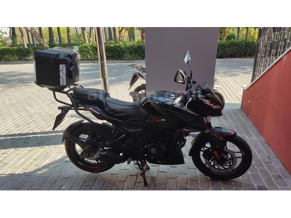 MEMURDAN Bajaj Pulsar N 250 KAPALİ GARAJ MOTORU SON FİYAT PAZARLİK YOK