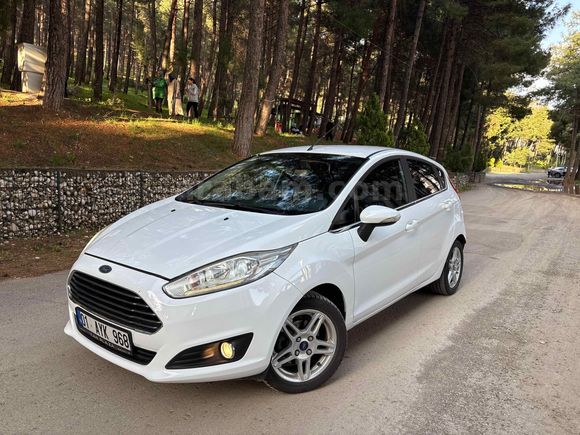 Sahibinden Ford Fiesta 1.6 Titanium 2014 Model 