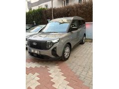 Sahibinden Ford Tourneo Courier 1.5 EcoBlue Titanium 2024 Model 