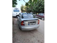 Sahibinden Hyundai Accent 1.3 LX 2001 Model  242.340 km Gri