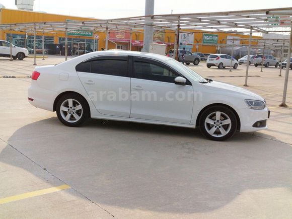 Sahibinden Volkswagen Jetta 1.6 TDi Highline 2012 Model