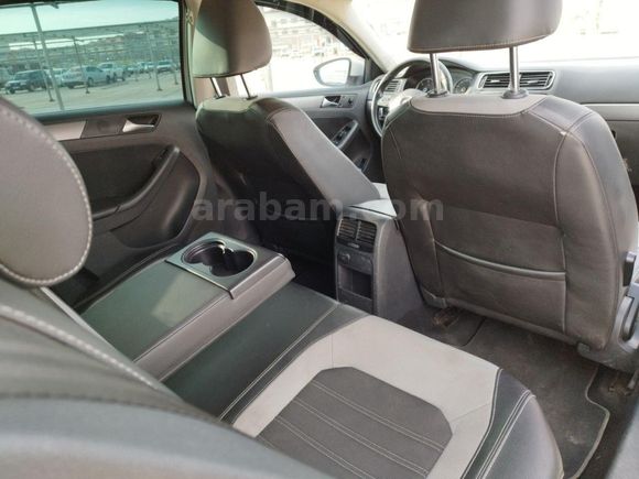 Sahibinden Volkswagen Jetta 1.6 TDi Highline 2012 Model