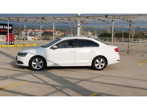 Sahibinden Volkswagen Jetta 1.6 TDi Highline 2012 Model