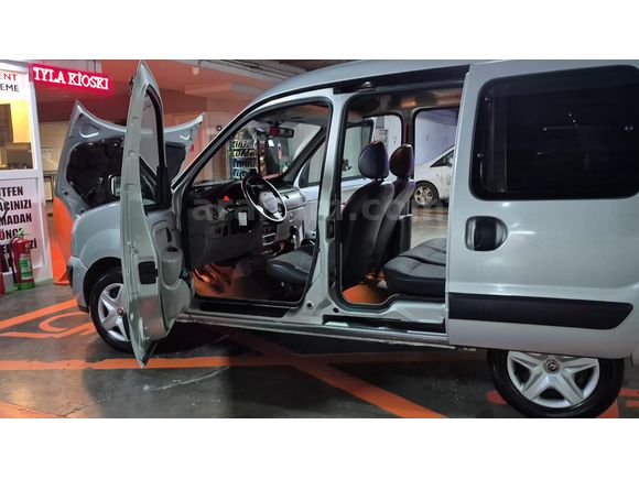 KLİMALI AKTİF ACİL SATILIK ORJİNAL 2008 RENAULT KANGOO 1.5DCi AUTHENTİQUE
