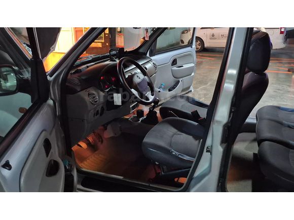KLİMALI AKTİF ACİL SATILIK ORJİNAL 2008 RENAULT KANGOO 1.5DCi AUTHENTİQUE