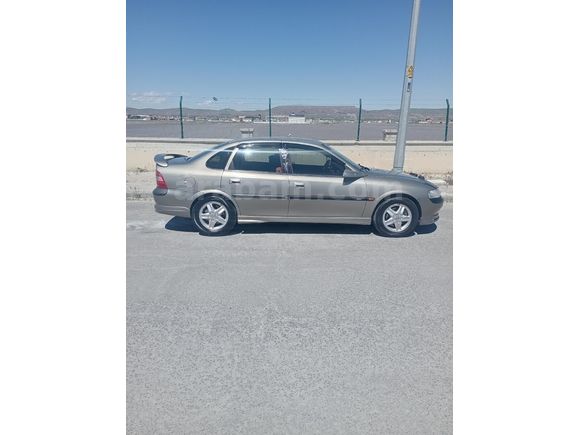 Sahibinden Opel Vectra 2.0 CD 1997 Model