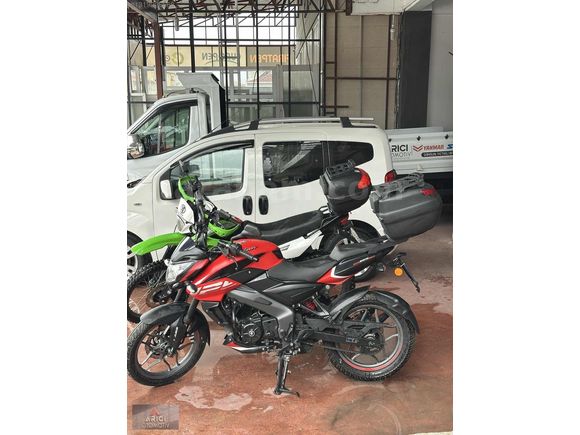 Pulsar Ns 125