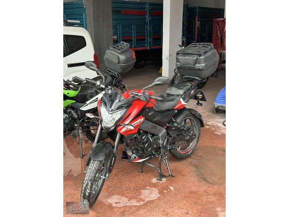 Pulsar Ns 125