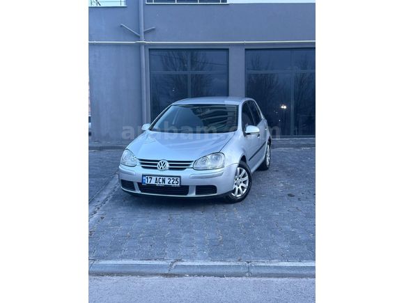 Sahibinden Volkswagen Golf 1.6 FSi Comfortline 2005 Model  205.000 km Gri