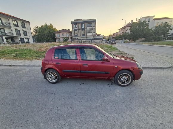Sahibinden Renault Clio 1.2 Authentique 2004 Model