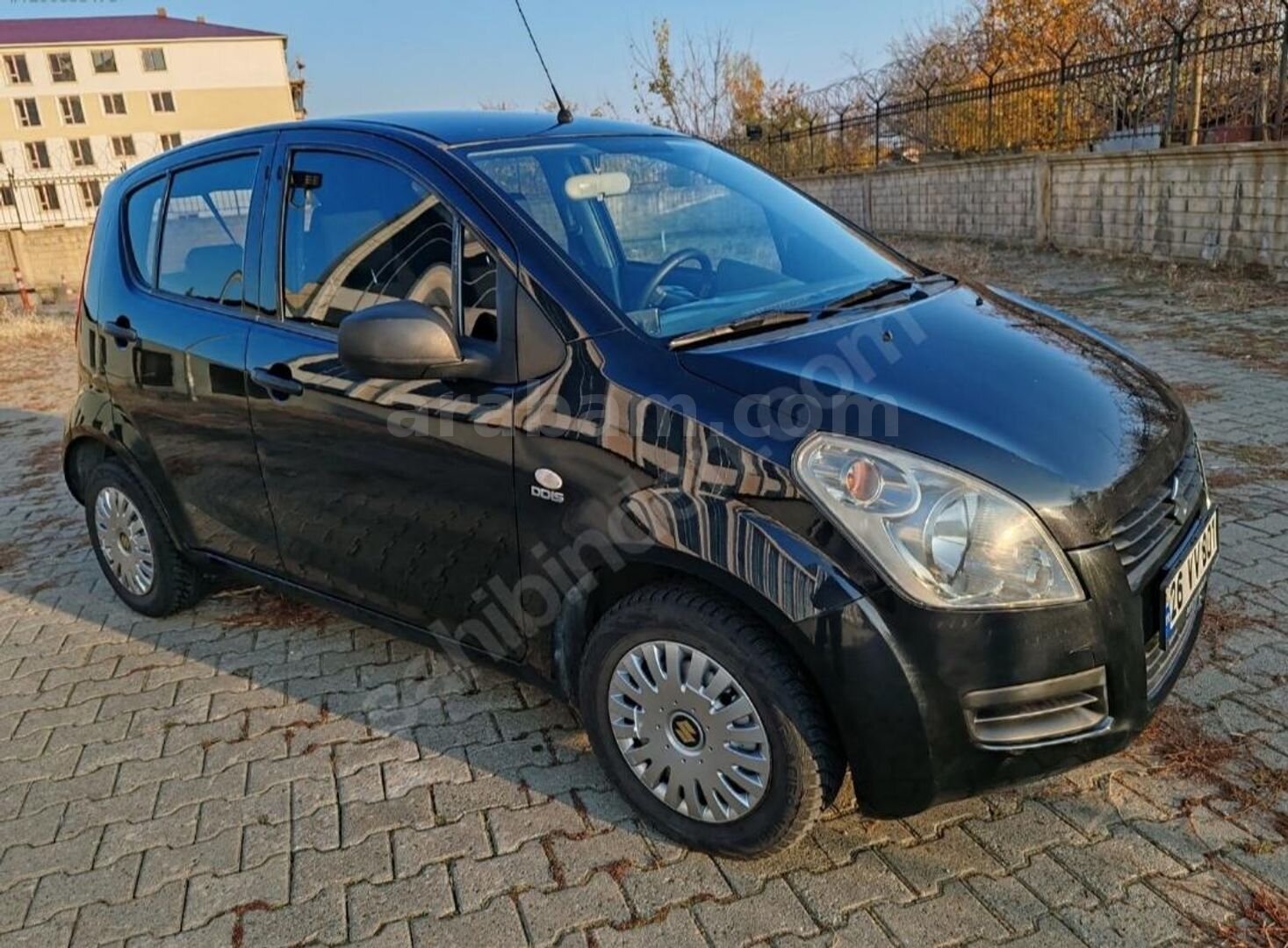Sahibinden Suzuki Splash 1.3 DDiS 2010 Model Bingöl 185.000 km Siyah 2
